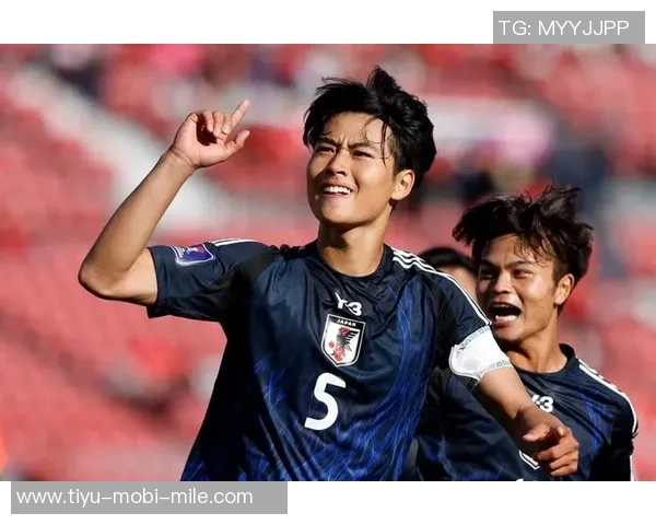 阿尔克马尔全力争夺20岁日本U23国脚市原吏音加盟